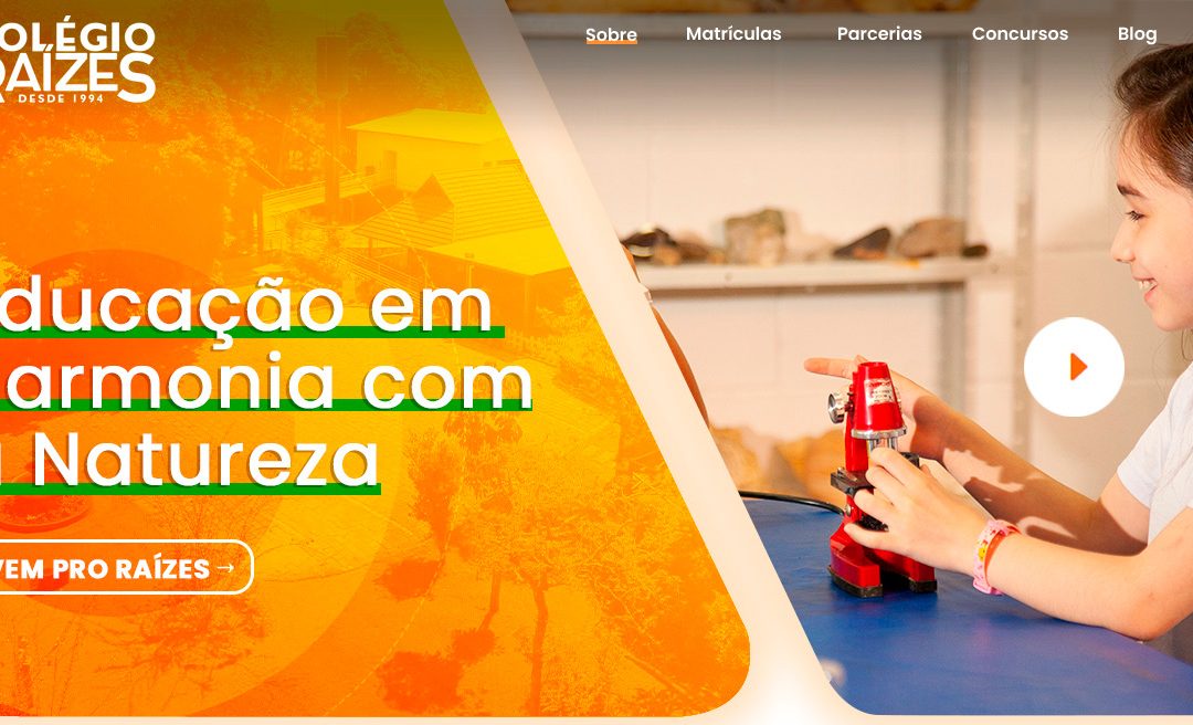 Colégio Raízes